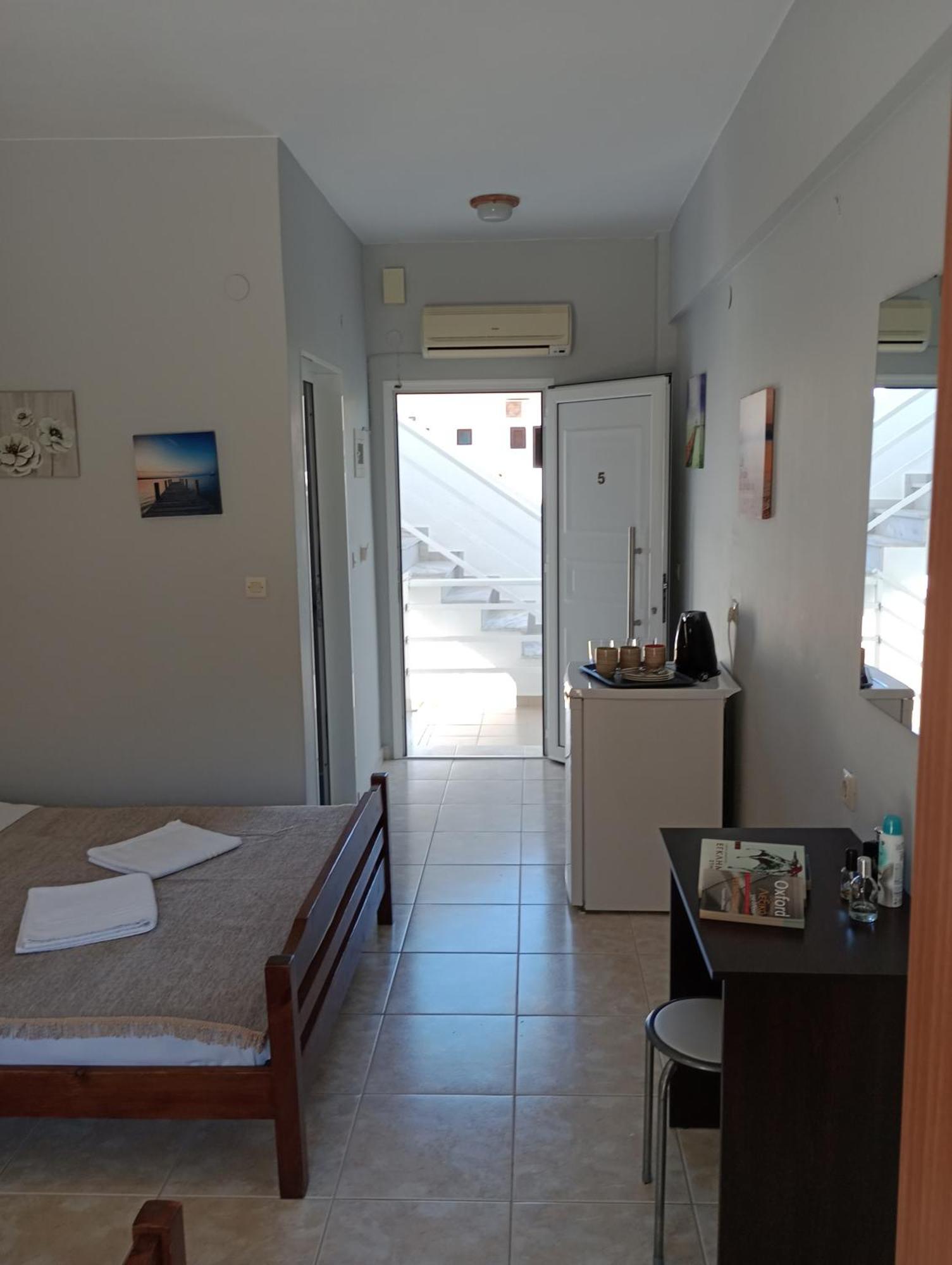 House Georgia Apartment Kallithea  Luaran gambar